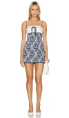 More To Come Zahra Mini Dress In 蓝色 & 白色