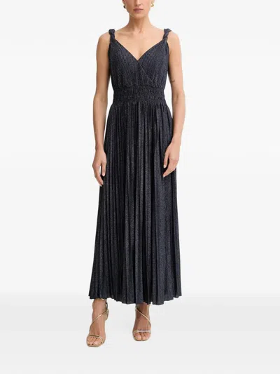 Morgan Pleated Maxi Dress In Blau