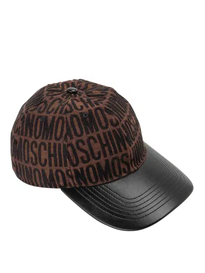 Moschino All Over Print Hat In Marrón