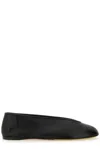 Moschino Dancer "duck" In Black