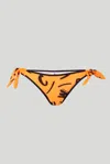Moschino Bikini Slip Con Lettering Nero In Arancione