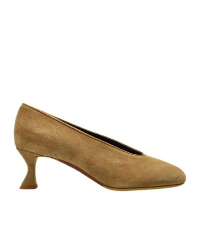 MOSCHINO MOSCHINO ROUND TOE PUMPS