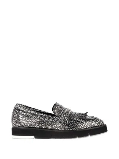Pre-owned Moschino Cracked-accent Loafers In Black