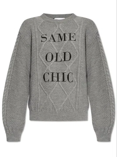 Moschino Crewneck Long-sleeved Jumper In Grey