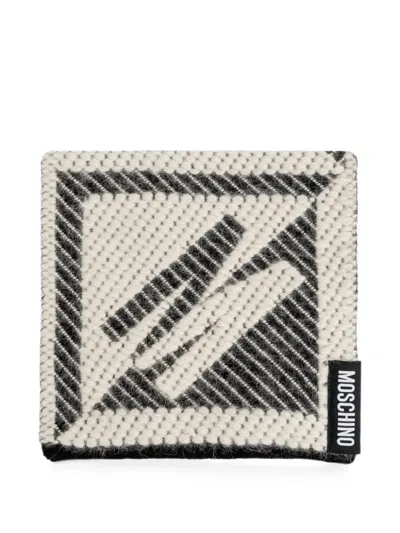 Moschino Geometric-pattern Logo-patch Scarf In Neutral