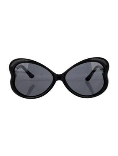 Pre-owned Moschino Heart Tinted Sunglasses In Black