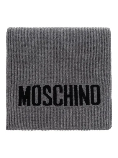 Moschino Intarsia Knit Logo Ribbed Scarf In Gray