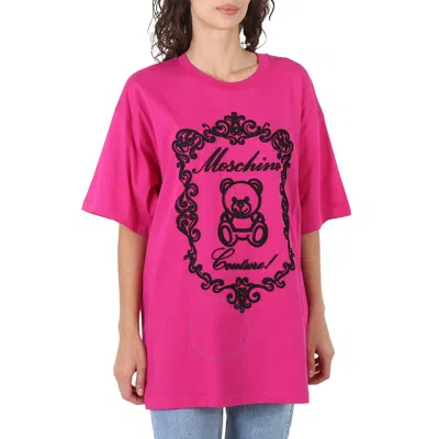 Moschino Ladies Fantasy Print Violet Embroidered Teddy Logo T-shirt In Purple