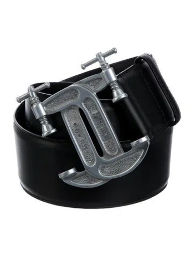Pre-owned Moschino Leather Belt In Black