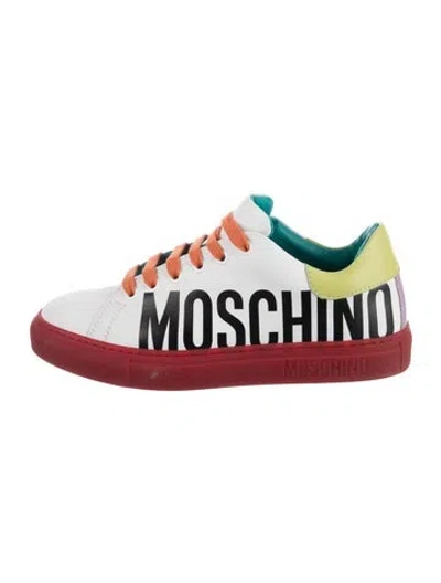Pre-owned Moschino Leather Graphic Print Athletic Sneakers In Red/white