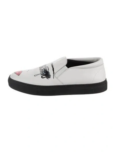 Pre-owned Moschino Leather Graphic Print Sneakers In White