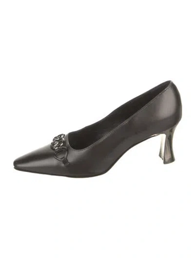 Pre-owned Moschino Leather Pumps In Black