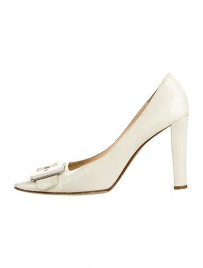 Pre-owned Moschino Leather Pumps In Neutral