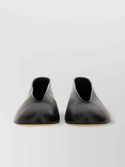 Moschino Leather Round Toe Flat Sole Dancer In Black