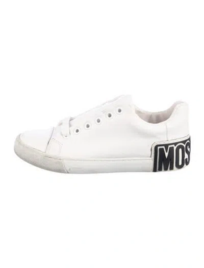 Pre-owned Moschino Leather Sneakers In White