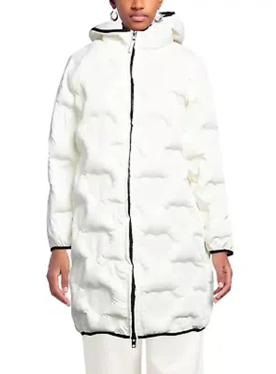 Pre-owned Moschino Love  Quilted Heart White Down Jacket With Hood