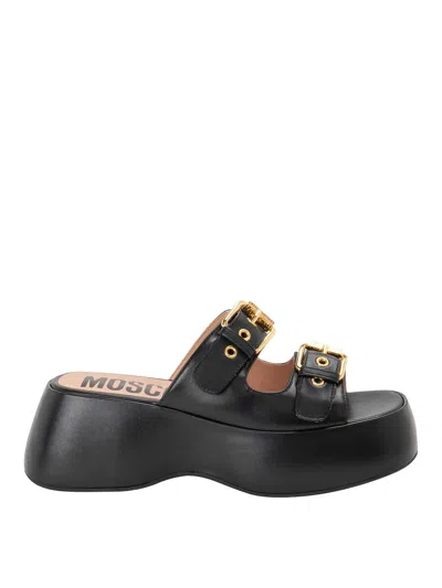 Moschino Maxi Metal Buckle Sandals In Negro