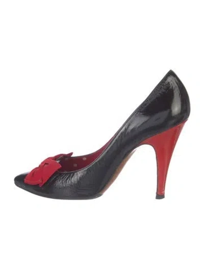 Pre-owned Moschino Patent Leather Colorblock Pattern Pumps In Red