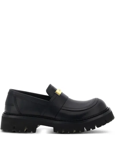 Moschino Plaque-detail Leather Loafers In Black