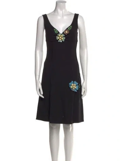 Pre-owned Moschino Printed Knee-length Dress In Black