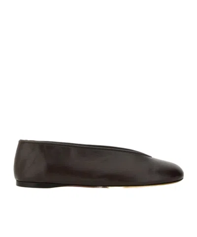 Moschino Round Toe Ballet Flats In Black