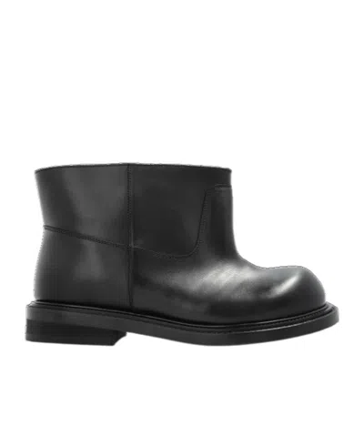 Moschino Round-toed Ankle Boots In Black