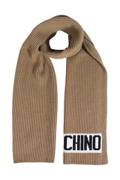 Moschino Scarf Man Love  50184m5541 Cam In Brown