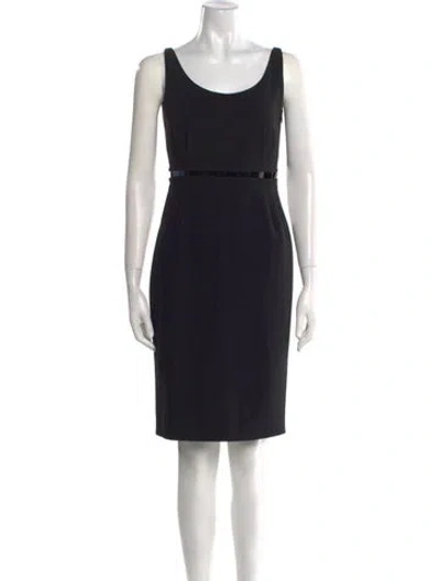 Pre-owned Moschino Scoop Neck Knee-length Dress In Black