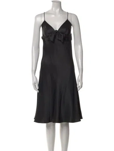 Pre-owned Moschino Silk Midi Length Dress In Black
