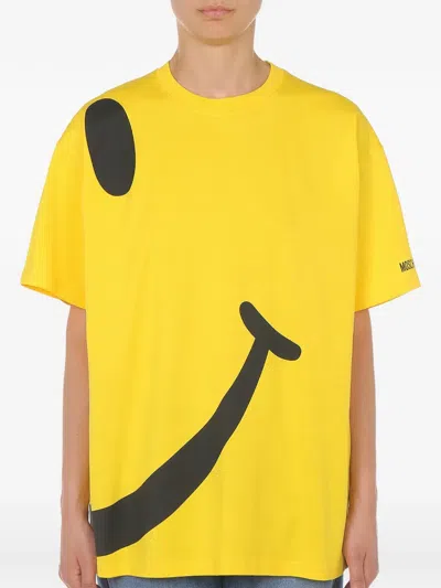 Moschino Smiley Graphic Print Crew Neck T Shirt In Yellow