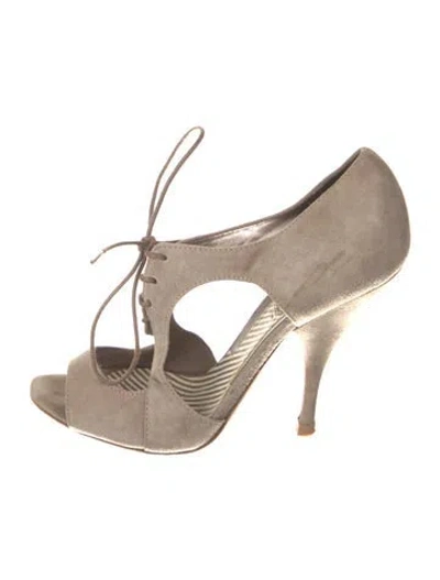 Pre-owned Moschino Suede T-strap Sandals In Neutral