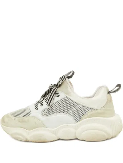 Pre-owned Moschino Tedy Run Lace-up Mesh Sneakers In White
