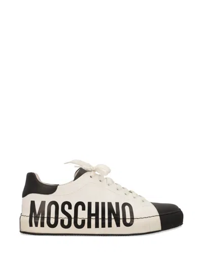 Pre-owned Moschino Toe Cap Logo Sneakers In White
