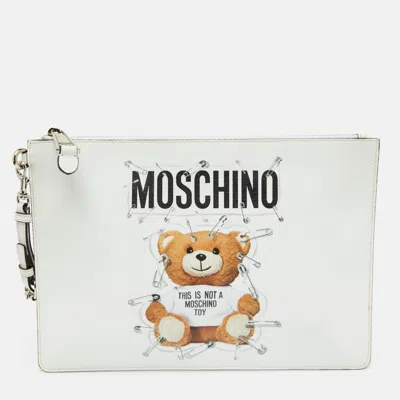 Pre-owned Moschino Toy White Coated Canvas Wristlet Clutch