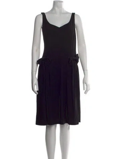 Pre-owned Moschino Virgin Wool Knee-length Dress In Black