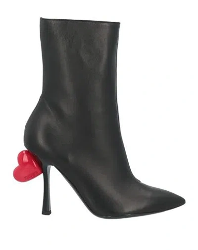 Moschino Heart-appliqué 105mm Leather Boots In 000 * Nero