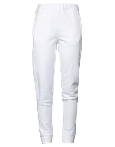 Moschino Pants In White