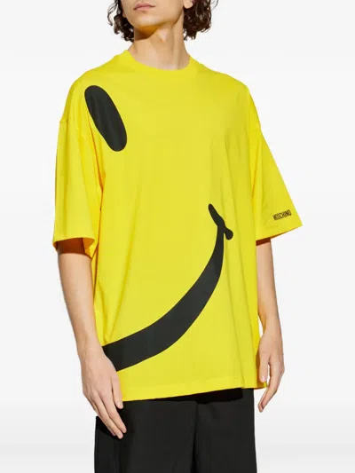 Moschino Smiley Graphic Logo T Shirt Short Sleeves In Yellow