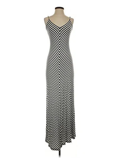 Pre-owned Mossimo Casual Dress In Gray