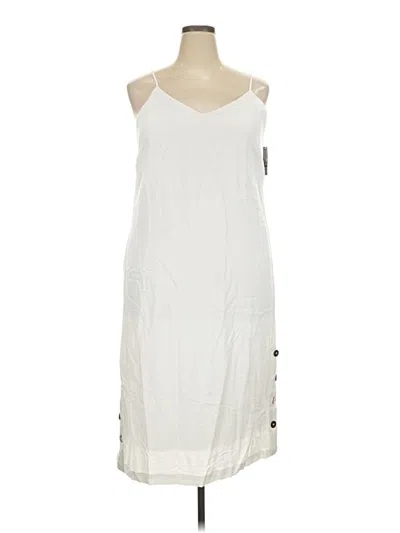 Pre-owned Mossimo Casual Dress In White
