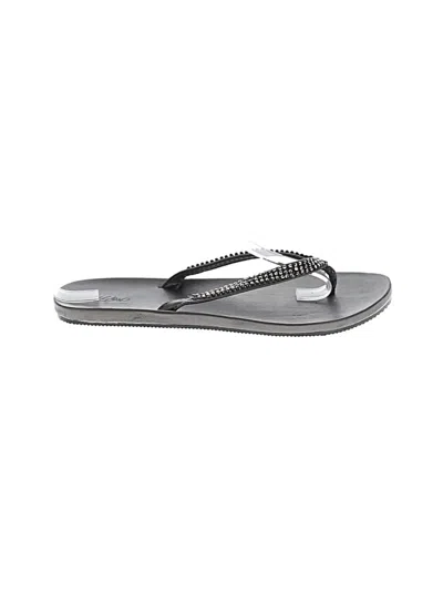 Pre-owned Mossimo Flip Flops In Gray