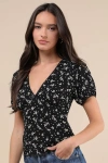 Motel Elvita Black Floral Short Sleeve Top In Black