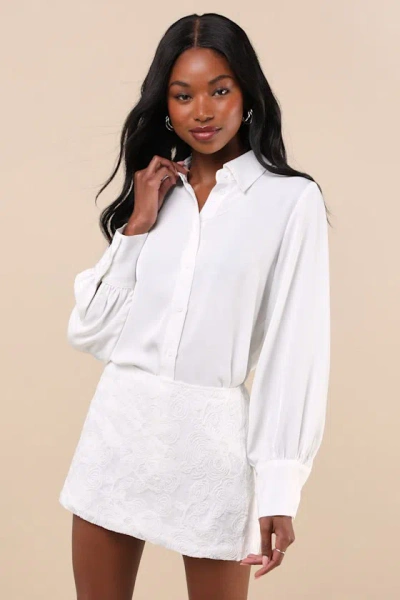 Motel Nisya White Mesh Textured Floral Mid-rise Mini Skirt