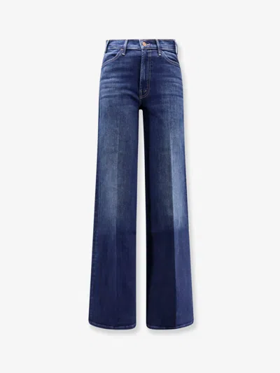 Mother Jeans The Hustler Roller Sneak In Denim In Blue