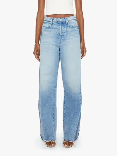 MOTHER PIPE-DREAM BUTTON SNEAK FRAY JEANS IN BLINDED BY THE DARK