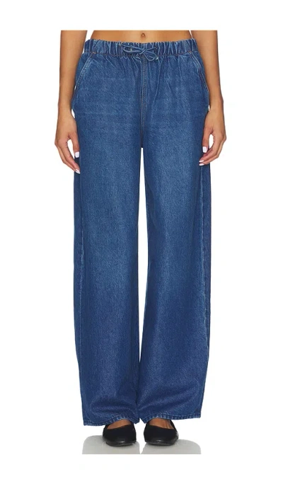 Mother The Buffet Nerdy Jeans In Blue