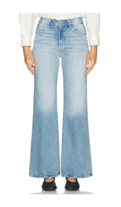 Mother The Hustler Roller Sneak Jeans In Blue