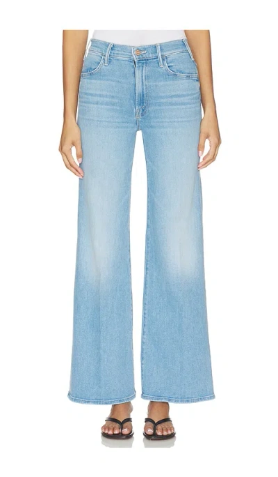 Mother The Hustler Roller Sneak Jeans In Blue