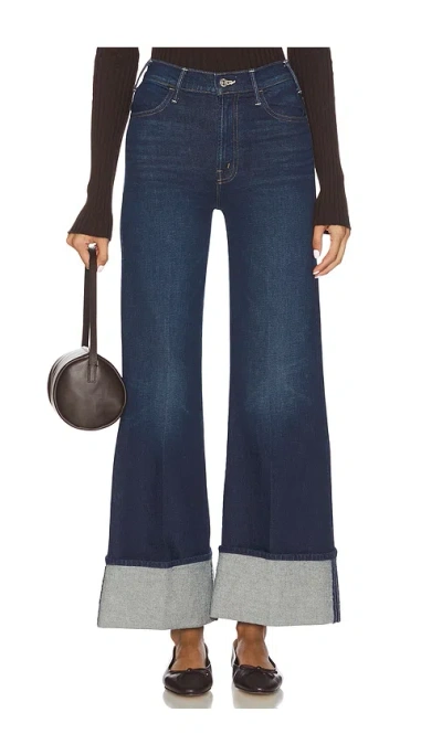 Mother The Petite Hustler Roller Sneak Cuff Jeans In Black