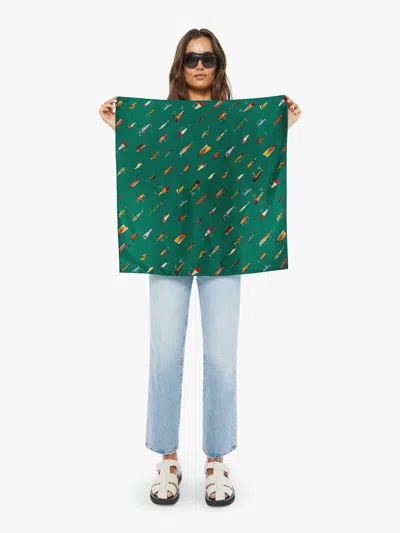 Mother The Scarf It Down Fishing On All Sides In Green